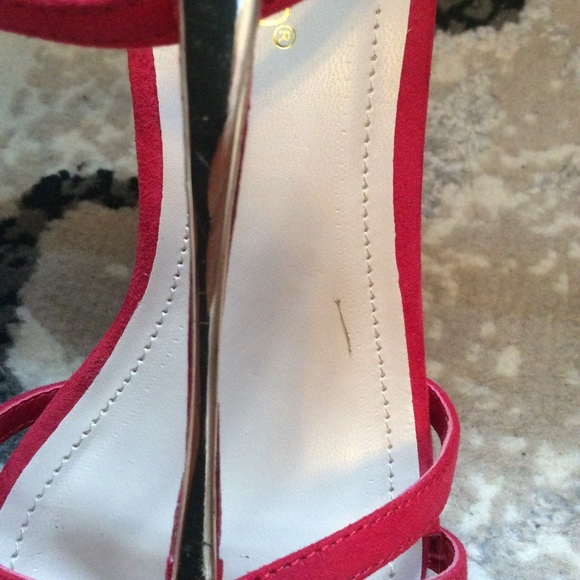 Red and Gold Strappy Heels - Picture 3 of 7